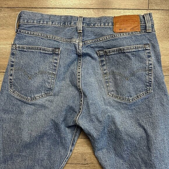 Levi's 501 -93 Straight Button Fly Blue Jeans Distressed Size W33 L30 - Picture 5 of 8